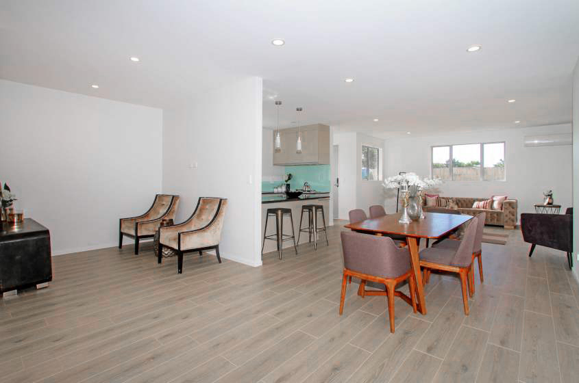 White-Washed-Oak-Laminate-Flooring