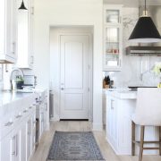 Rustic-Barnwood-White-Laminate-Flooring-Interior