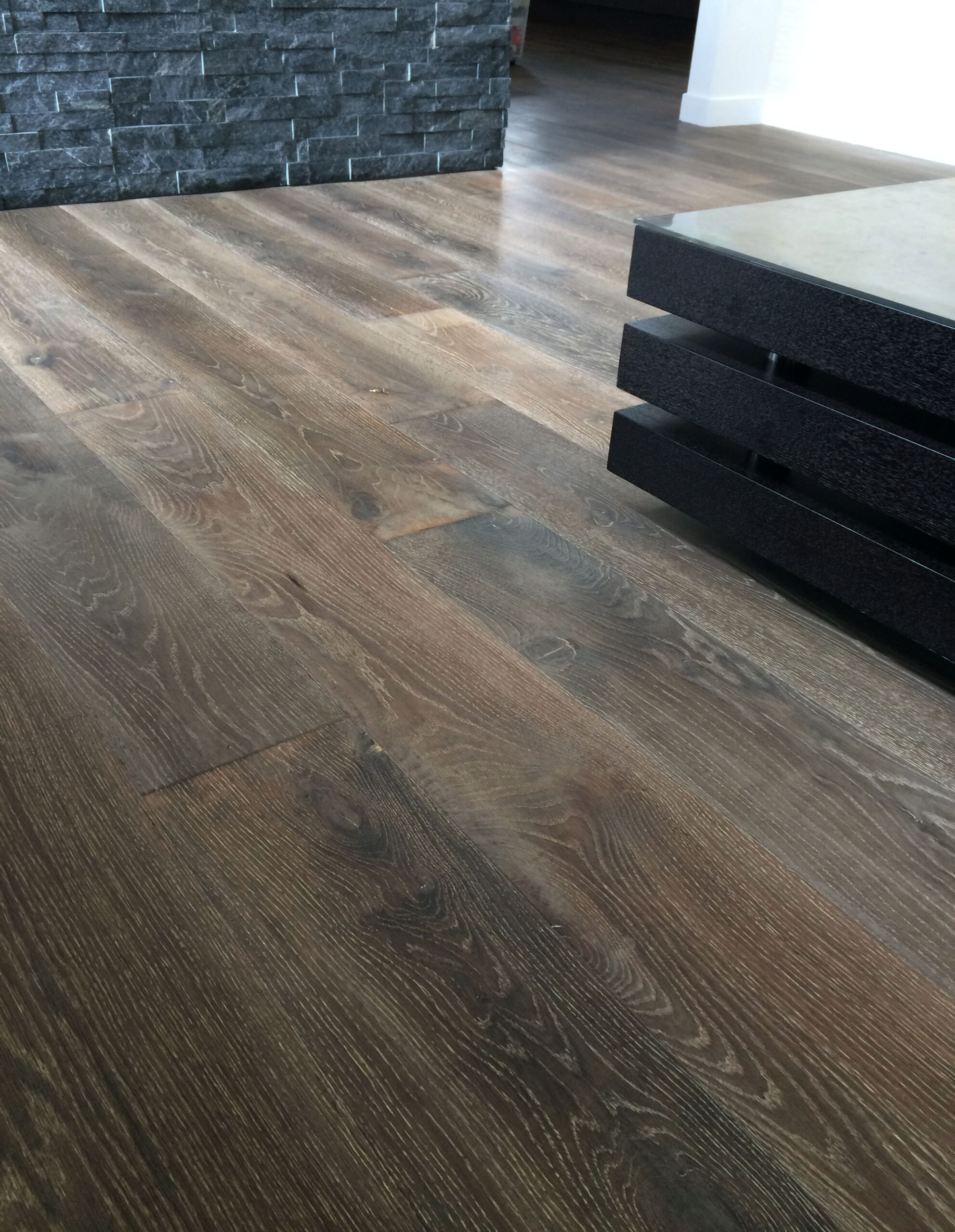 Oak-Cappuccino-Oil-Engineered-Hardwood-Flooring