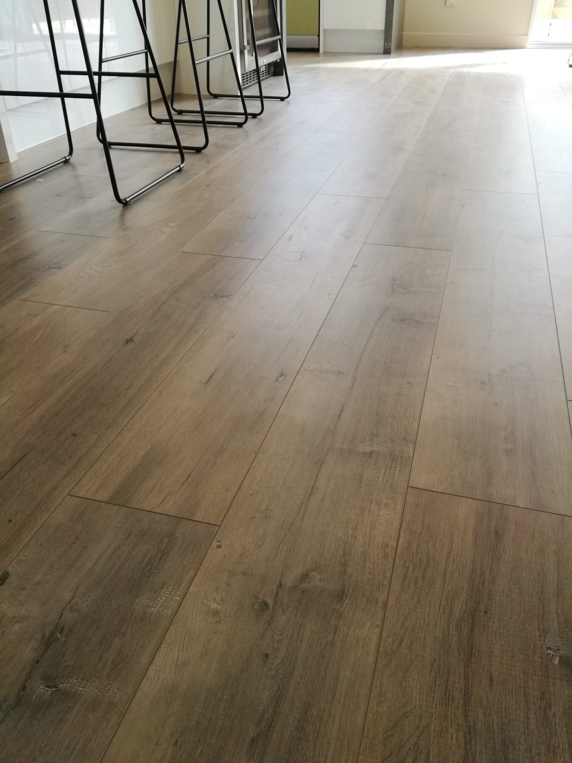 Reclaimed-Oak-Oiled-Laminate-Flooring